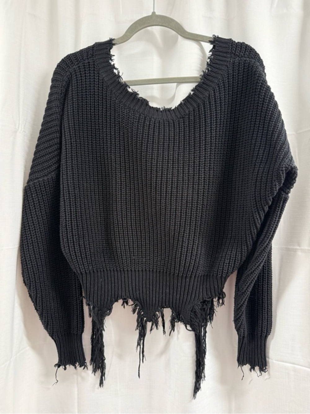 BSBW Black Distressed Chunky Knit V-Neck Sweater Size- S